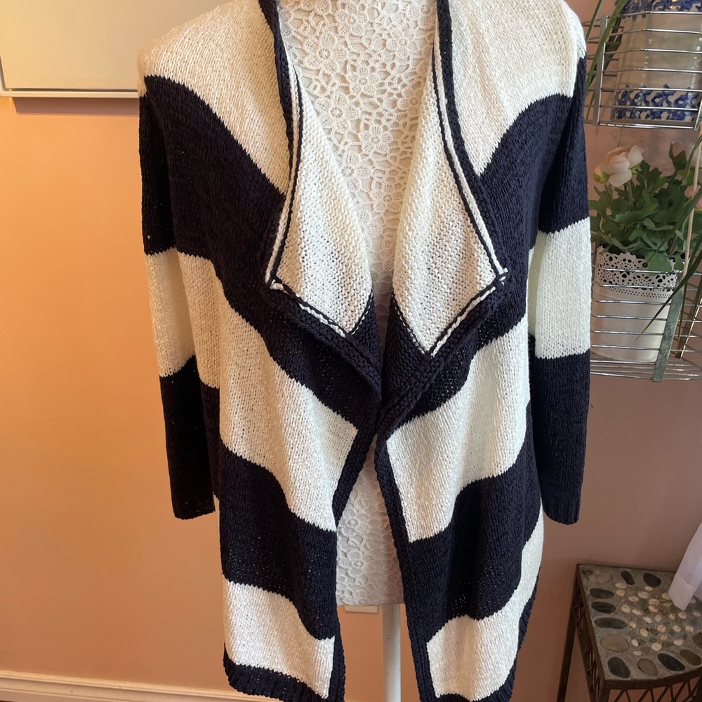 Ellen Tracy Black and White Cardigan Sweater
